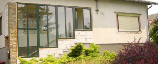 Vorher: Fassade Niederschleinz