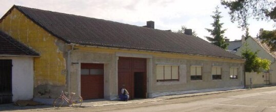 Vorher: Fassade Großweikersdorf