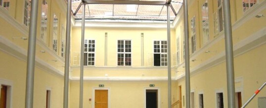 Nachher: Innenhofrenovierung Pfarrhof Ravelsbach